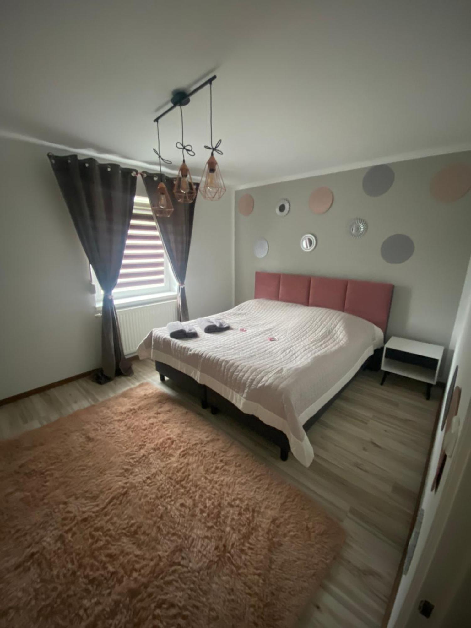 Apartamenty Ciukaj Paczkow Kültér fotó